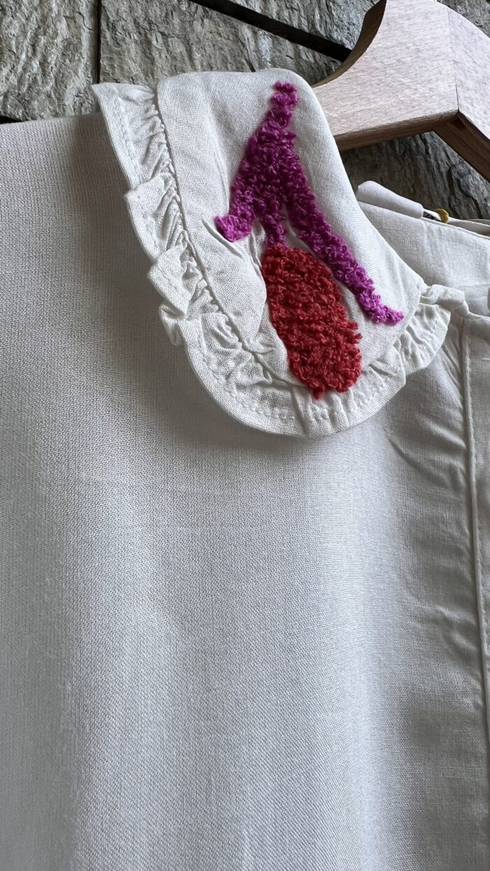 Camicia colletto “frou frou”